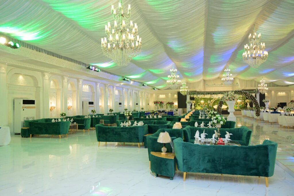 Farmhouse-style mehndi venue at Green Apple Farm House in Sialkot surrounded by scenic natural landscapes.